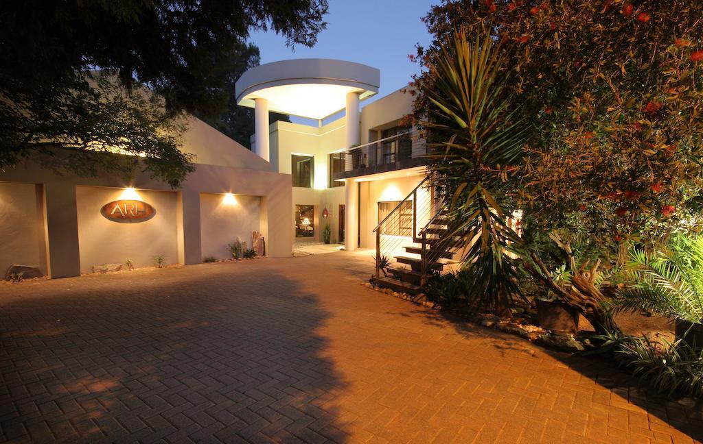 African Rock Hotel & Spa, A "Boutique Lifestyle Resort" Kempton Park Exterior photo